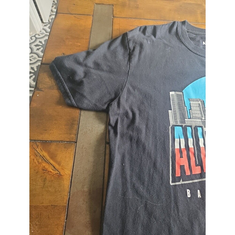 Vtg 2015 All Time Low Baltimore MD Skyline Band T Shirt Hometown Merch 20x28 Med - Picture 3 of 16